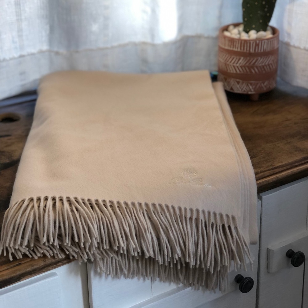 Loro Piana 100% Italian Cashmere Throw